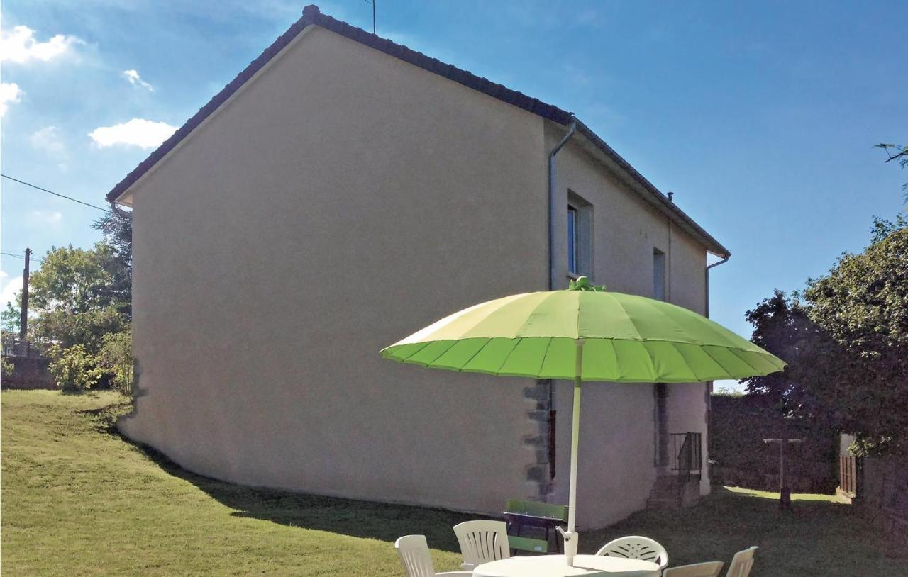 Awesome Home In Peyrat Le Chateau Екстериор снимка